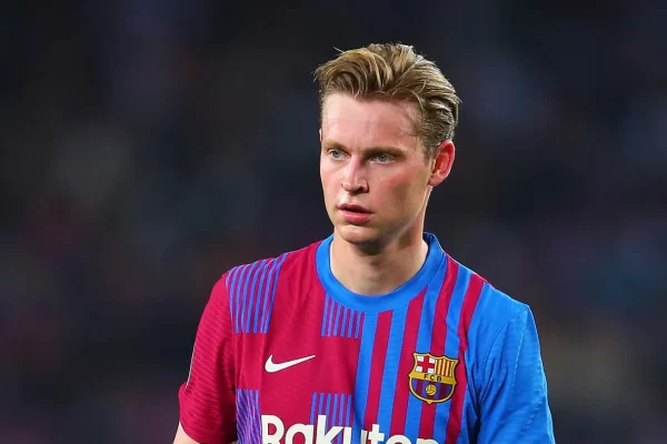Ghosts swans ears stunned! Media hit De Jong unhappy with Barca
